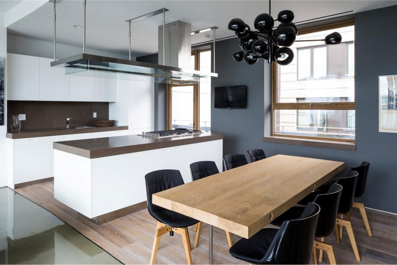 Elegant Contemporary Dining Room With Blonde Wooden And Black Built Up Furniture Integrated With Brown Backsplashed Modern Kitchen Resort & Villa