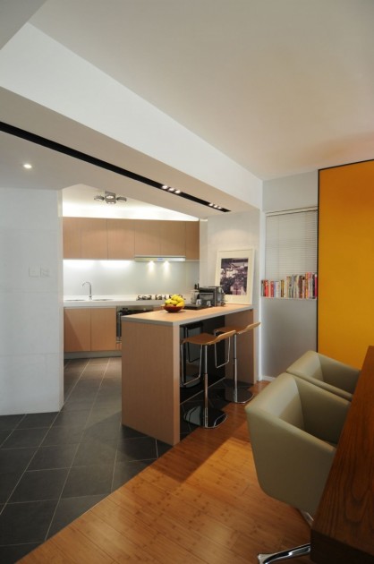 Lovely Kitchen With Small Kitchen Island With Some Wooden Bar Stools 418x630 Interior Design