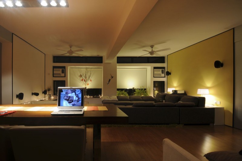 The Modern Living Room With Perfect Lamps From Some Desk Lamps Interior Design