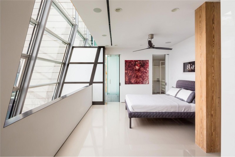 Resort & Villa White Luminous Bedroom With Grey Bed And Pop Arts Hanging Overlooking The City Sky Appealing Grande Glass Penthouse in SoHo