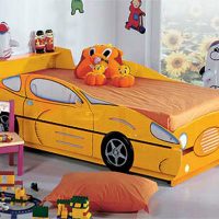 Kids Room Cool Yellow Cars Bed Design Modern-Red-Ferrari-Bed-For-Boys-Bedroom-560x373