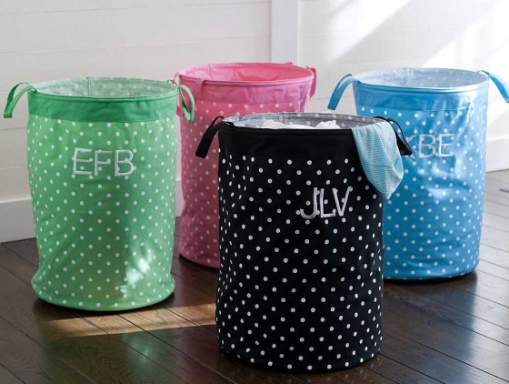 Cute Dootie Accent And Colorful Laundry Bin Design Ideas