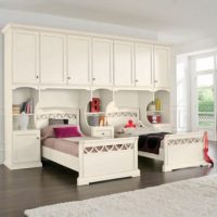 Teen Room Double Beds For Twin With White Classic Furniture 560x373 Big-Classic-Room-For-Girls-560x373