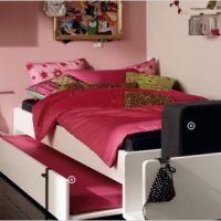 Teen Room Funky Teen Bedroom White Furniture Pink Wall And Bedding Also Other Black Stuff Coat View 560x313 Funky-Teen-Bedroom-White-Furniture-Pink-Wall-And-Bedding-Also-Other-Black-Stuff-560x313