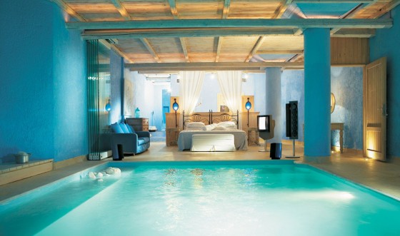 Gorgeous Bedroom Beside Indoor Pool Bedroom