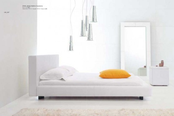 Luxurios Elegant White Bedroom Design 560x374 Bedroom