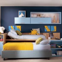 Kids Room Royal Blue Wall Color For Twins Room 560x374 Simple-Modern-Spacy-Bunk-Beds-With-Double-Study-Desk-560x326