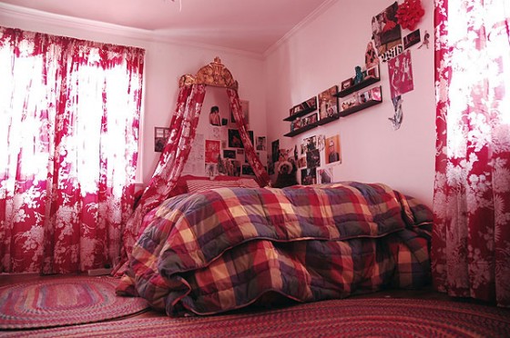 Teen Room Ideas Elegant With Hot Pink Gordyn 560x372 Architecture