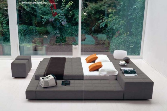 Bedroom Warm Bedroom Design Gray Beds 560x374 Glamorous Elegant And Luxurious Bedroom Design Ideas