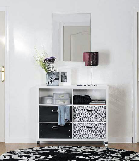 Black White Hallway Accent With Usual Mirror And Beautiful Furniture Ideas