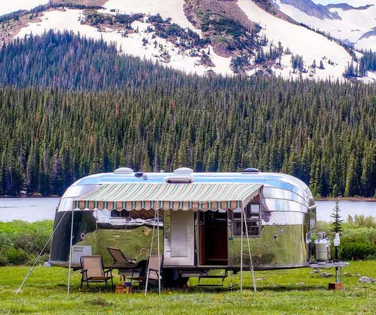 Living In An Airstream Edge Of The Lake Living Room